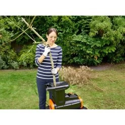 Black & Decker BLACK+DECKER Elektro-Leisehäcksler BEGAS5800 17 Black & Decker BLACK+DECKER Elektro-Leisehäcksler BEGAS5800 -Gartenwerkzeuge Geschäft BLACK DECKER Elektro Leiseh cksler BEGAS5800@@1532738 5