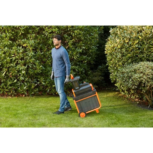 Black & Decker BLACK+DECKER Elektro-Leisehäcksler BEGAS5800 10 Black & Decker BLACK+DECKER Elektro-Leisehäcksler BEGAS5800 – Bild 8