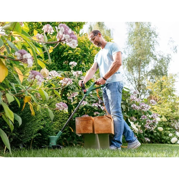 Bosch Akku-Rasentrimmer EasyGrassCut 18-26, 18Volt 9 Bosch Akku-Rasentrimmer EasyGrassCut 18-26, 18Volt – Bild 7