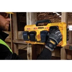 DEWALT Vierfach-Schnelladegerät DCB104 19 DEWALT Vierfach-Schnelladegerät DCB104 -Gartenwerkzeuge Geschäft DEWALT Vierfach Schnelladeger t DCB104@@1562156 5