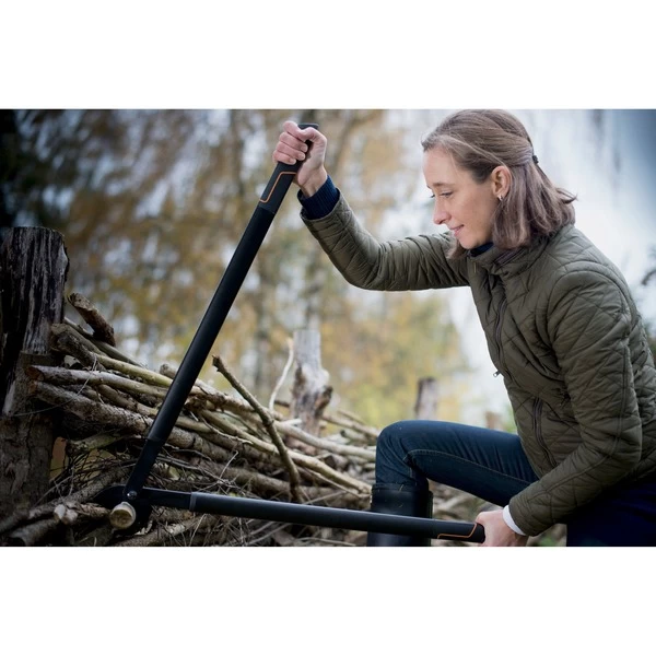 Fiskars SingleStep Bypass-Astschere L38 4 Fiskars SingleStep Bypass-Astschere L38 – Bild 2