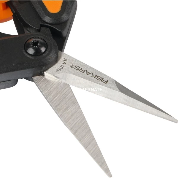 Fiskars Solid Microtip Gartenschere SP13 7 Fiskars Solid Microtip Gartenschere SP13 – Bild 5