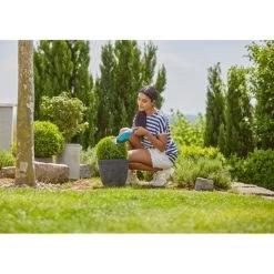 GARDENA Akku-Grasschere ComfortCut Li Set, 3,6Volt -Gartenwerkzeuge Geschäft GARDENA Akku Grasschere ComfortCut Li Set 3 6Volt@@1890142 2