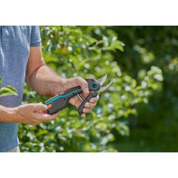 GARDENA Akku-unterstützte Gartenschere AssistCut 9 GARDENA Akku-unterstützte Gartenschere AssistCut – Bild 7