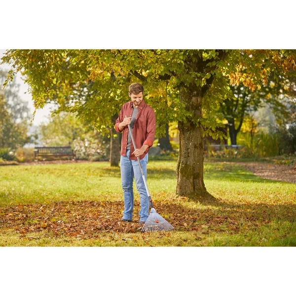 GARDENA Combisystem-Verstellbesen 4 GARDENA Combisystem-Verstellbesen – Bild 2