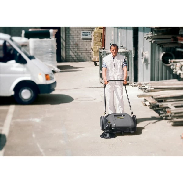 Kärcher Kehrmaschine KM 70/20 C 5 Kärcher Kehrmaschine KM 70/20 C – Bild 3