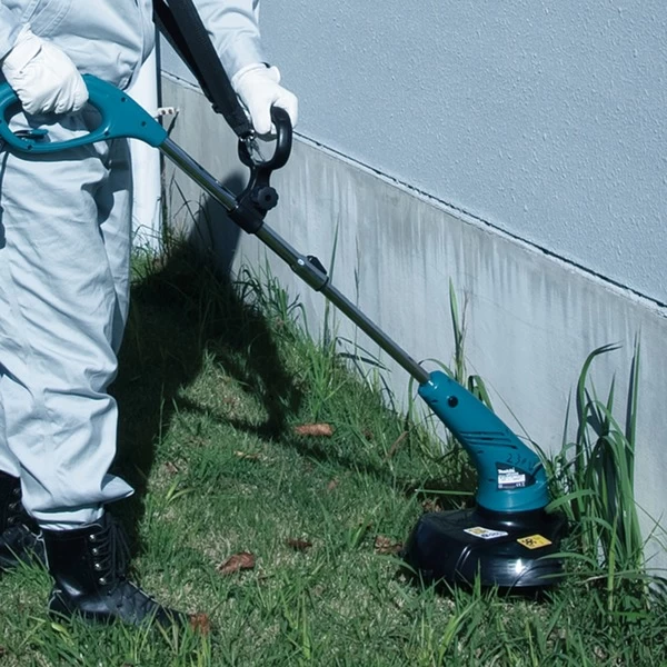 Makita Rasentrimmer UR3000 4 Makita Rasentrimmer UR3000 – Bild 2